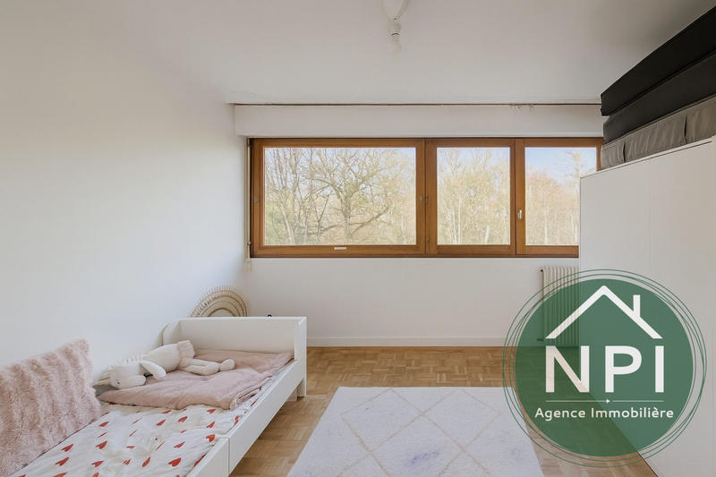 Appartement - 120 m² - 6 pièces