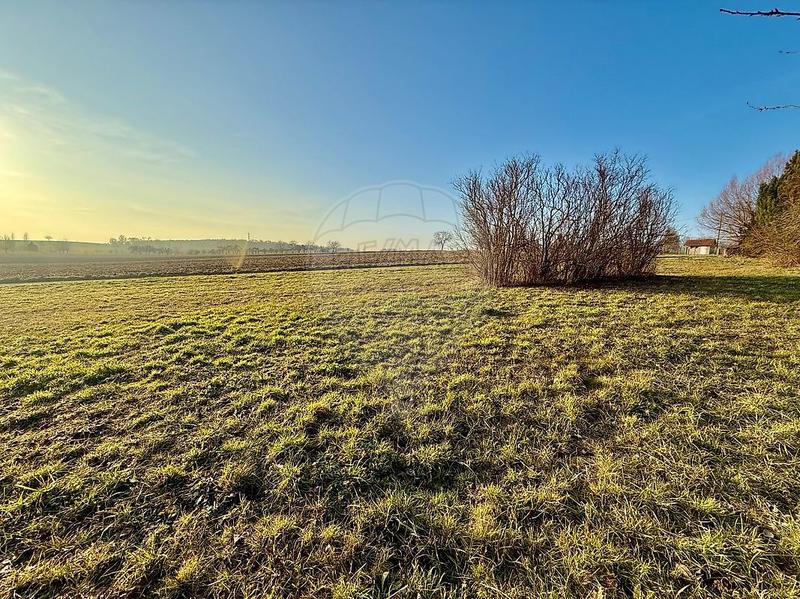 Terrain constructible - 2 651 m²