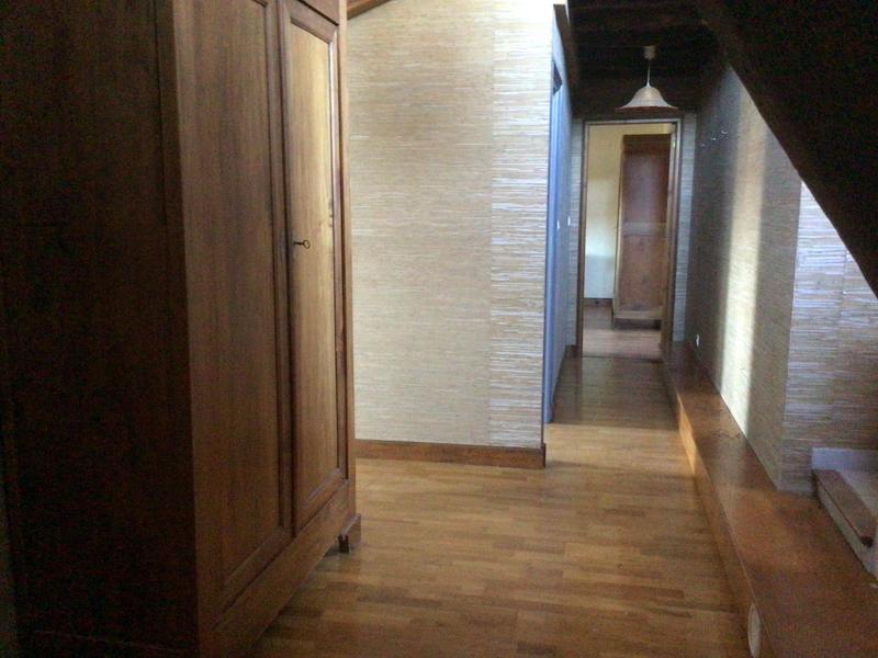 Maison - 305 m² - 12 pièces