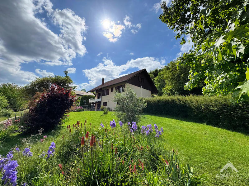 Maison - 204 m² - 5 pièces