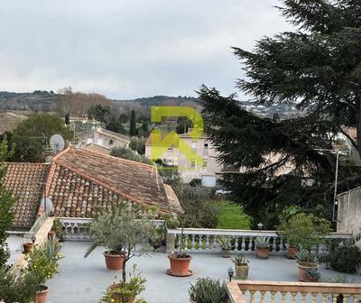 Immeuble - 250 m² - 11 pièces