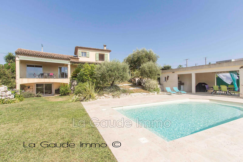 Villa - 198 m² - 7 pièces