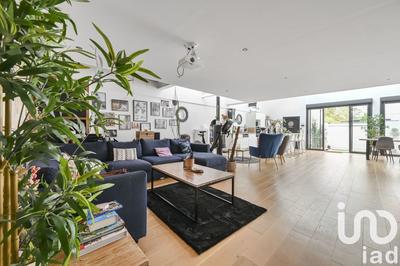 Maison - 230 m² - 9 pièces