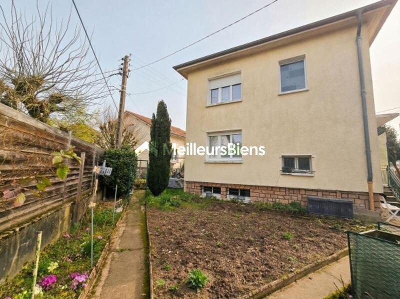 Maison - 89 m² - 5 pièces