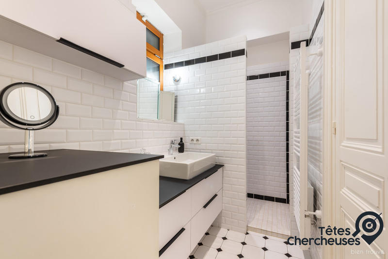 Appartement - 90 m² - 4 pièces