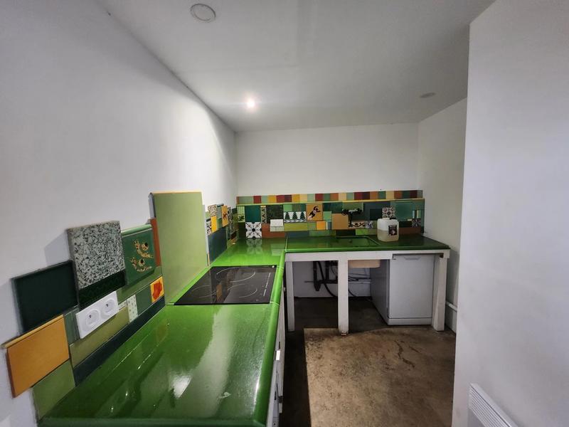 Local commercial - 380 m² - 8 pièces