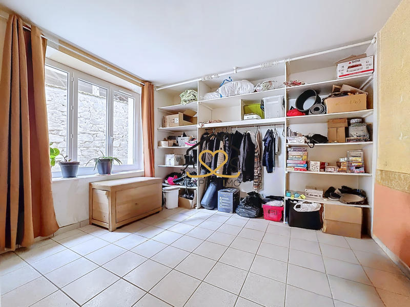 Maison - 176 m² - 9 pièces