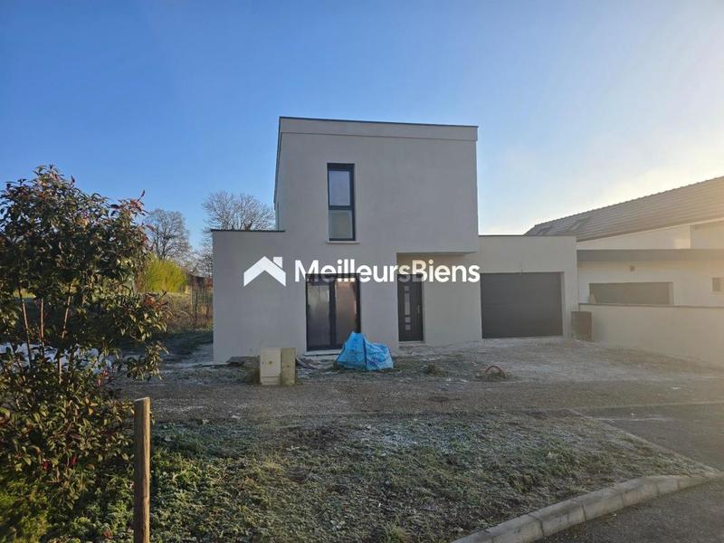 Maison - 135 m² - 6 pièces
