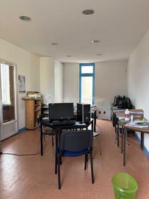 Maison - 282 m² - 10 pièces