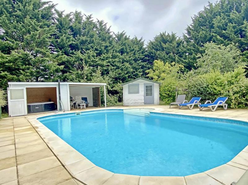 Maison - 164 m² - 7 pièces