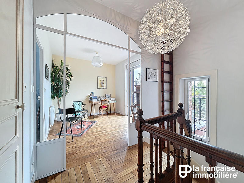 Maison - 164 m² - 6 pièces