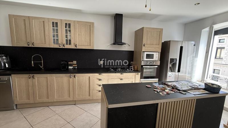 Maison de ville - 160 m² - 5 pièces