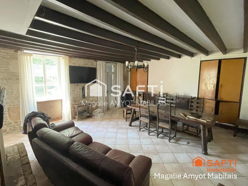 Propriété - 820 m² - 11 pièces