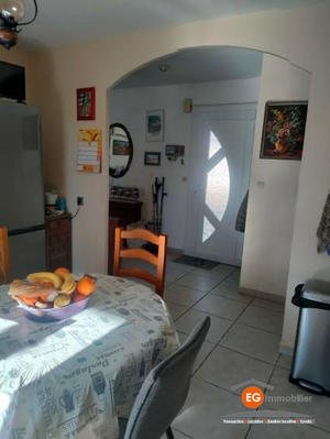 Maison - 90 m² - 3 pièces