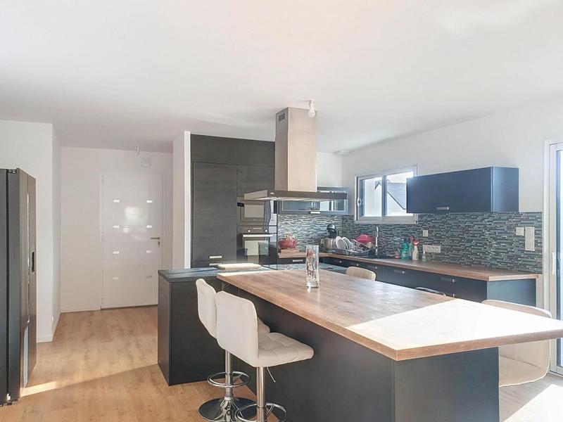 Maison - 144 m² - 5 pièces