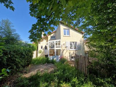 Maison - 118 m² - 4 pièces