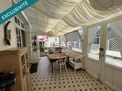 Maison - 111 m² - 10 pièces