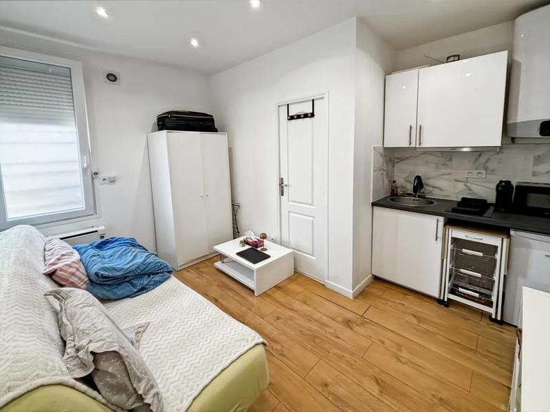 Studio - 17 m² - 2 pièces