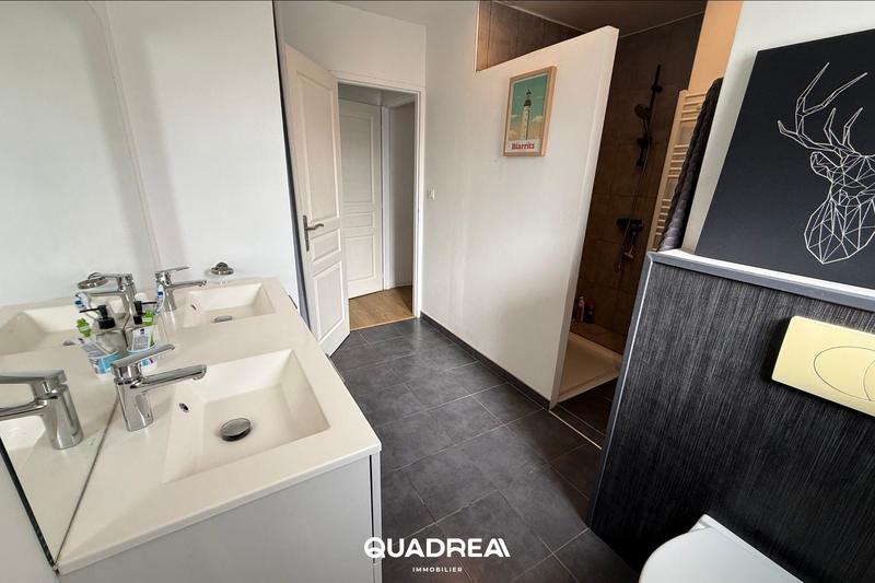 Maison - 103 m² - 4 pièces