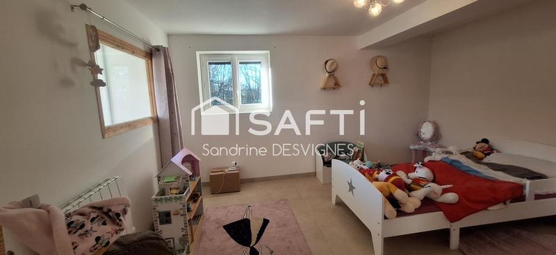 Maison - 175 m² - 5 pièces