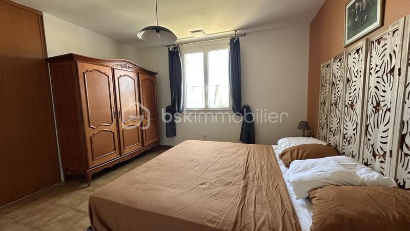 Villa - 280 m² - 9 pièces