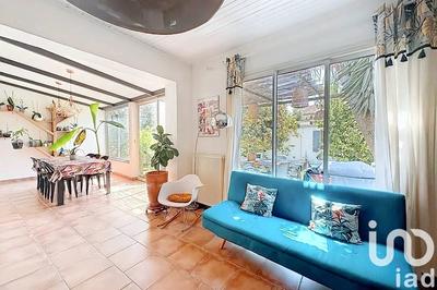 Maison - 140 m² - 5 pièces