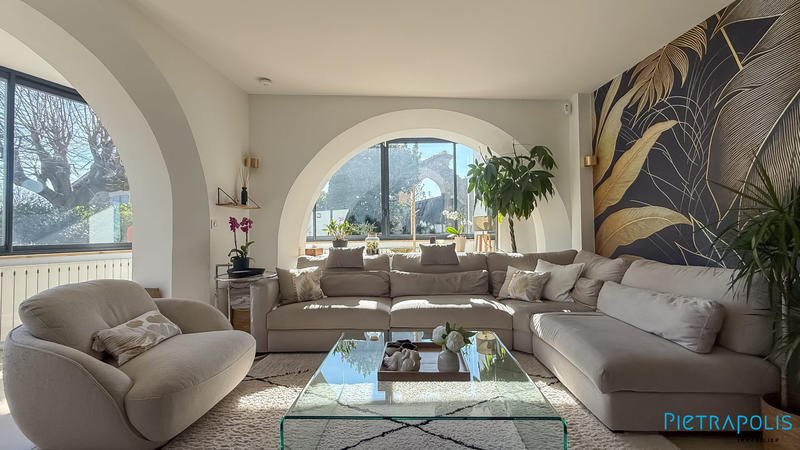 Maison ancienne - 247 m² - 9 pièces