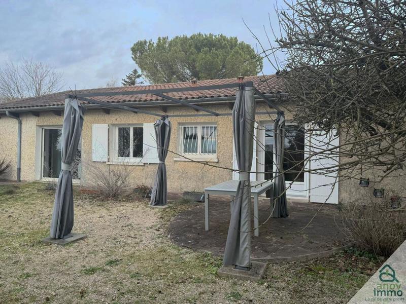 Maison - 172 m² - 9 pièces