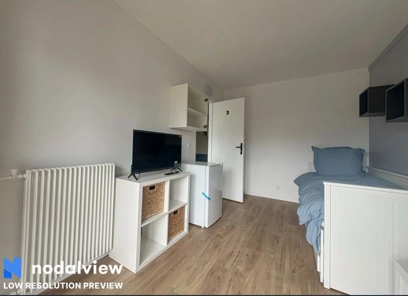 Appartement - 95 m² - 7 pièces