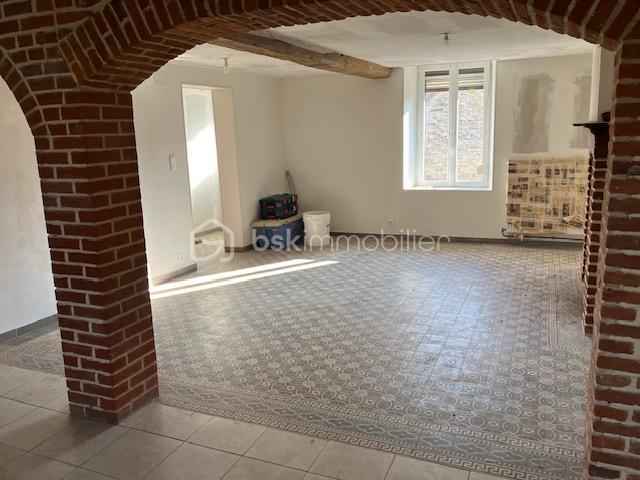 Maison de village - 140 m² - 8 pièces