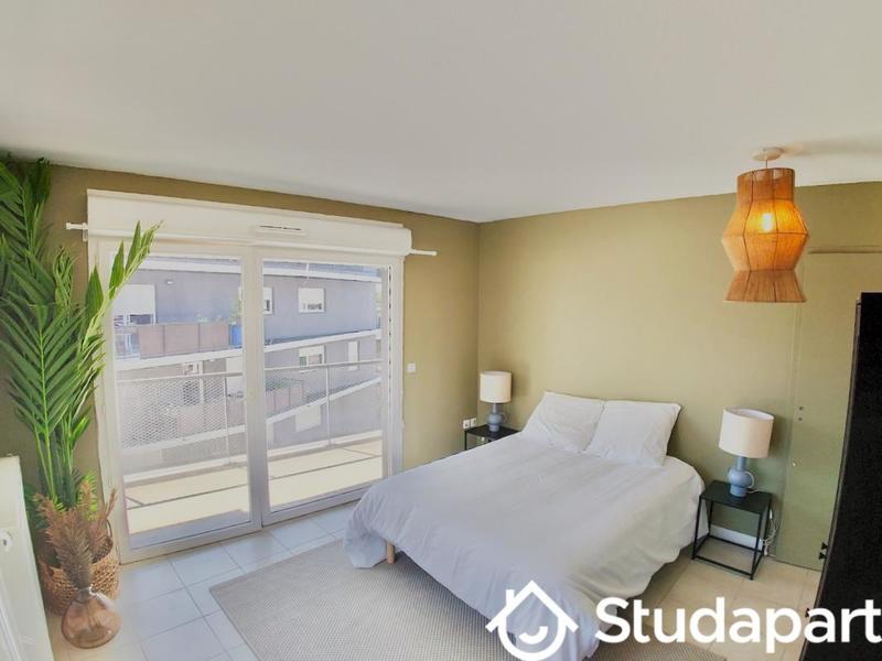 Chambre - 12 m² - 1 pièce