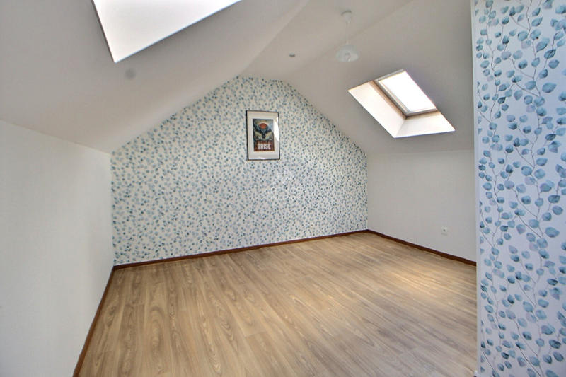 Maison - 165 m² - 7 pièces