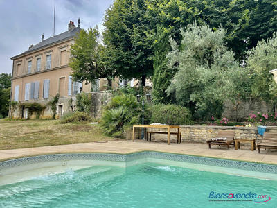 Château - 632 m² - 12 pièces