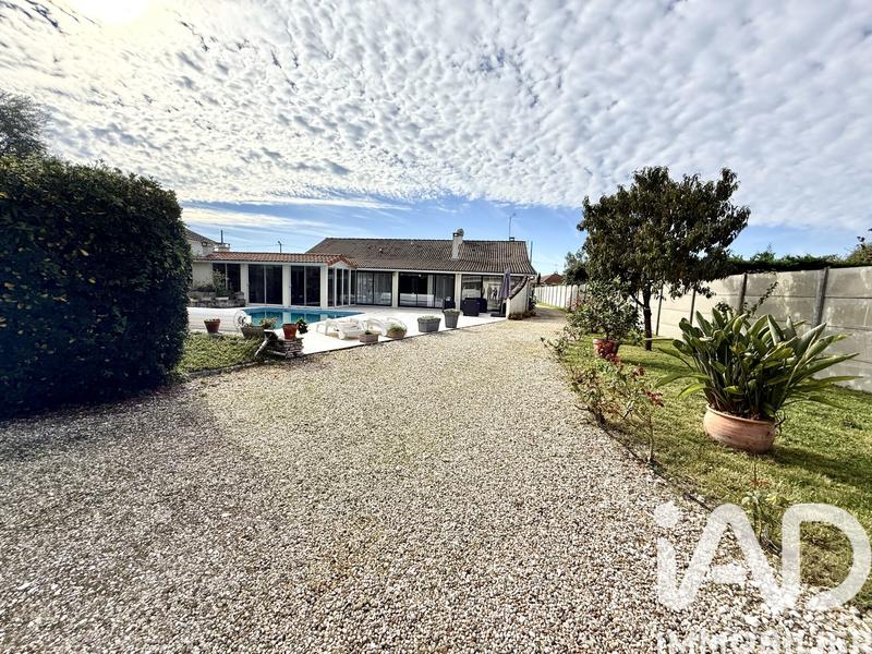 Maison - 160 m² - 8 pièces