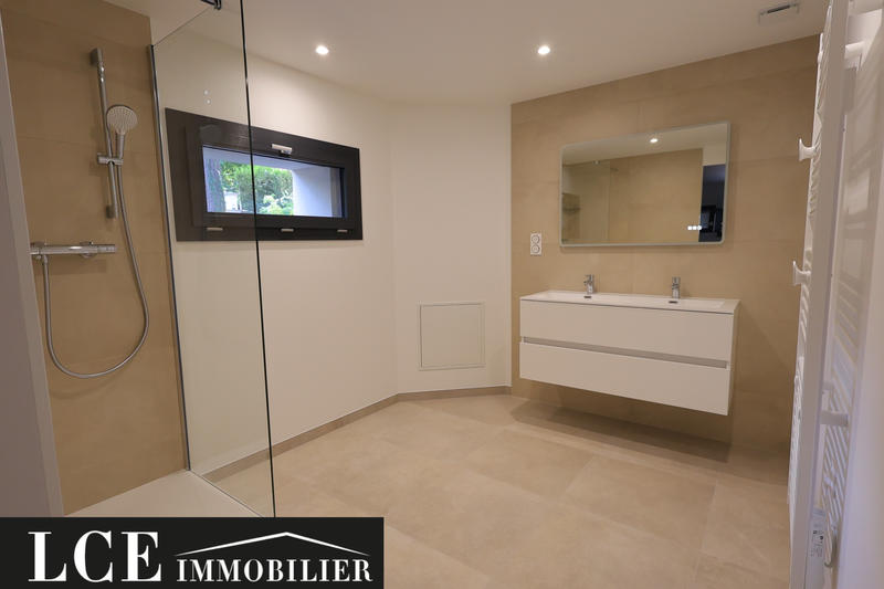 Maison - 175 m² - 6 pièces