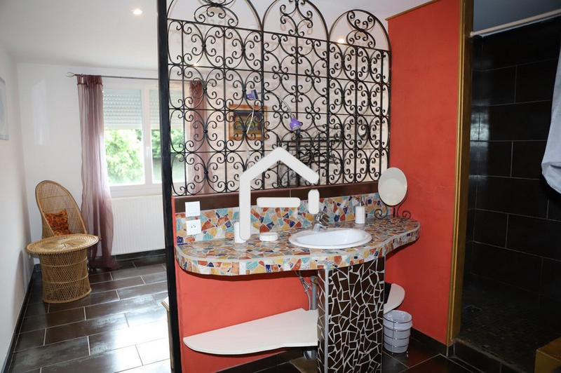 Maison - 620 m² - 20 pièces