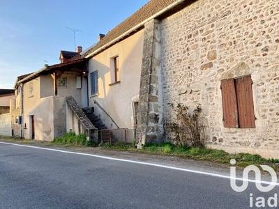 Maison de village - 150 m² - 8 pièces