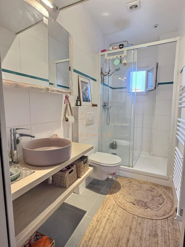 Appartement - 57 m² - 3 pièces