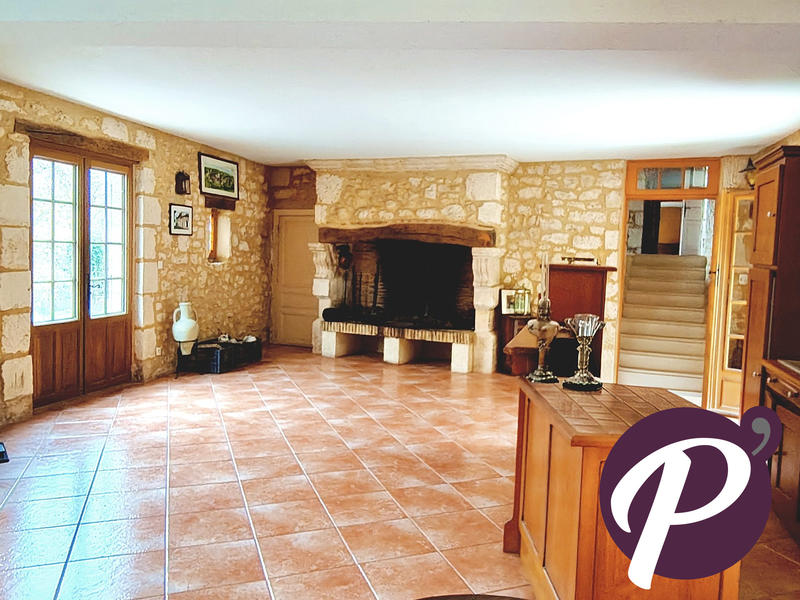 Maison ancienne - 162 m² - 5 pièces