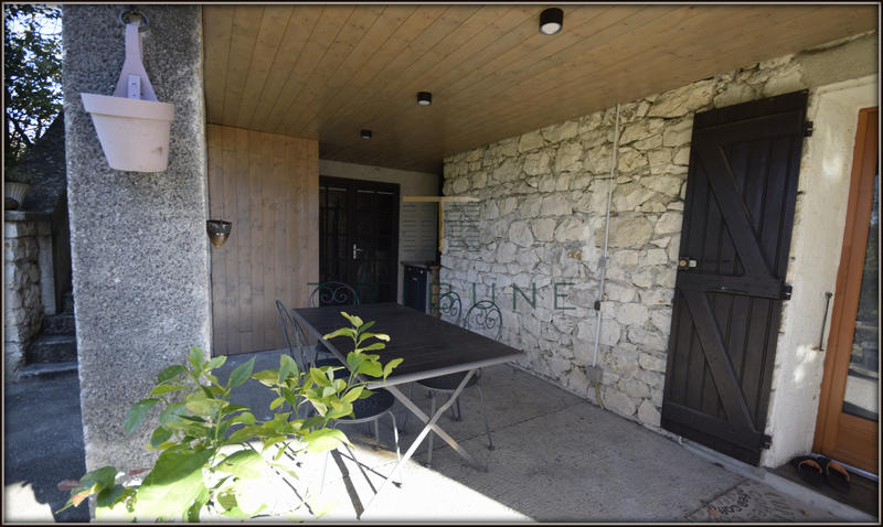 Maison - 169 m² - 6 pièces