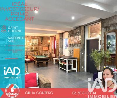 Maison - 230 m² - 8 pièces