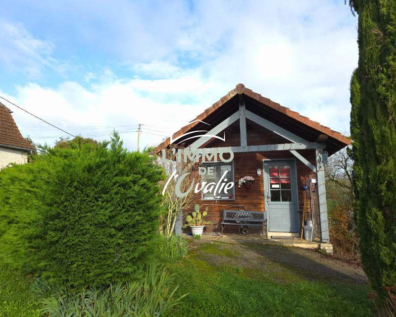 Maison - 162 m² - 9 pièces