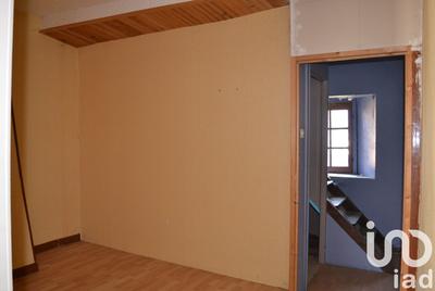 Maison - 188 m² - 9 pièces