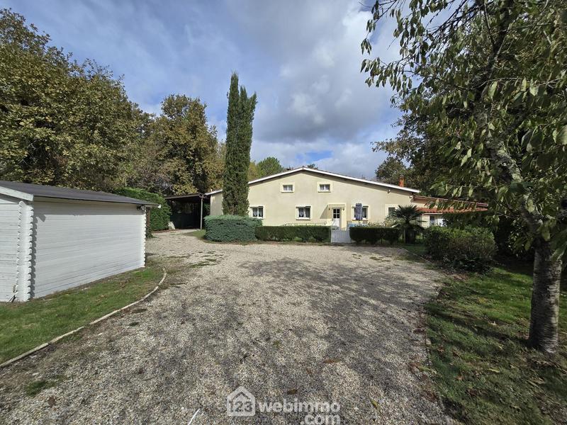 Maison - 138 m² - 5 pièces