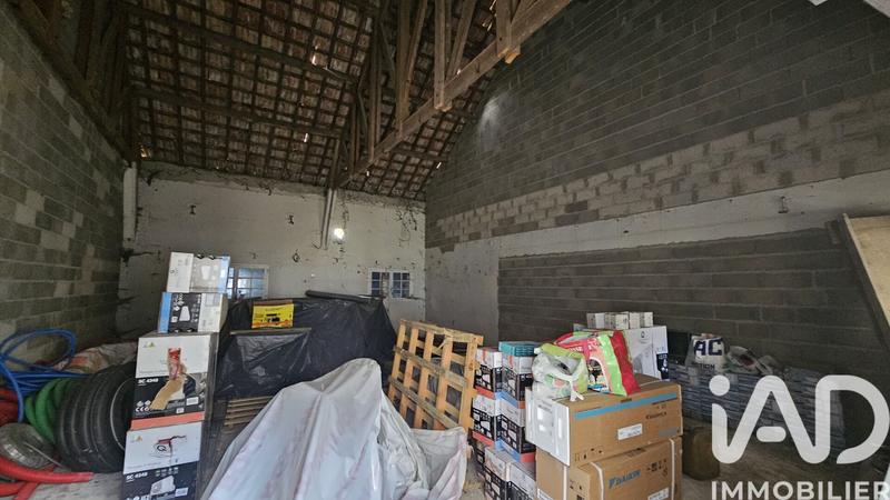 Maison - 400 m² - 1 pièce