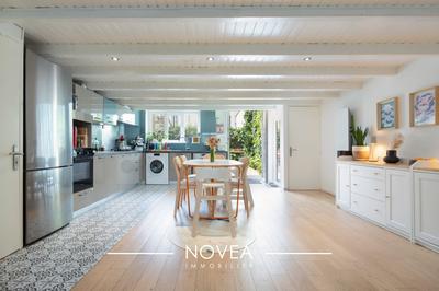 Appartement - 99 m² - 4 pièces