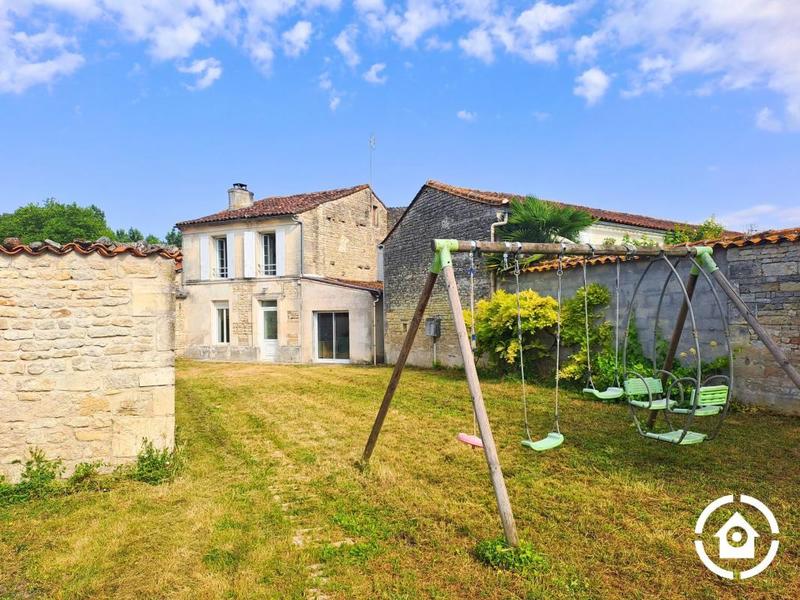 Maison ancienne - 175 m² - 6 pièces