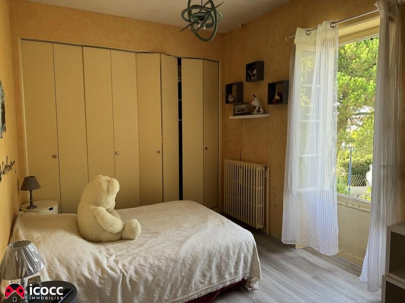 Demeure - 210 m² - 8 pièces