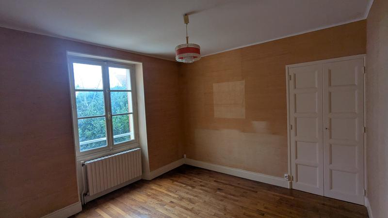 Maison - 157 m² - 8 pièces