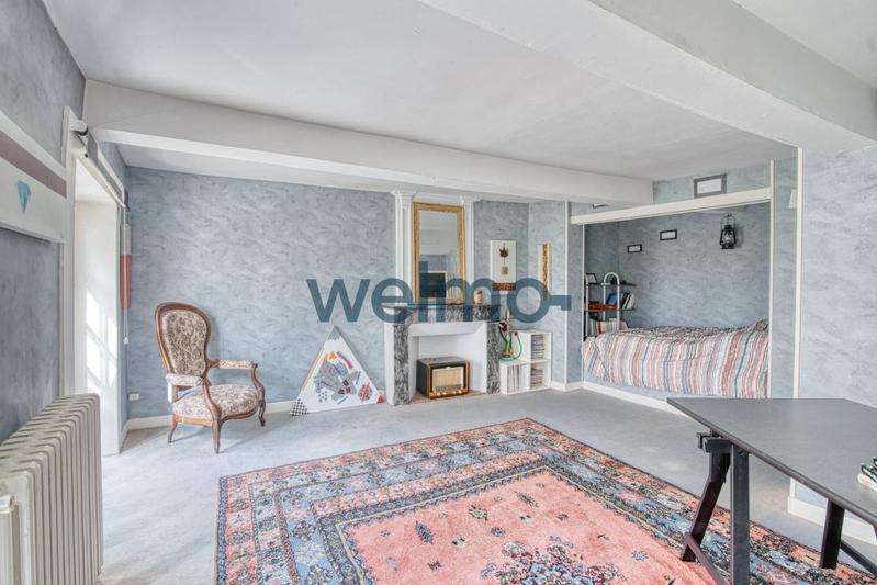 Propriété - 600 m² - 14 pièces